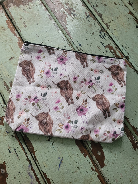 Highlands and flowers makeup bag