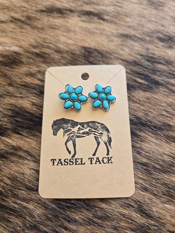 Turquoise flower cluster stud earrings